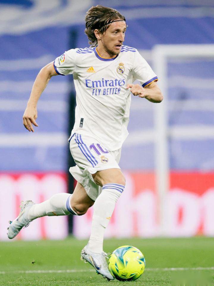 后勤不合格火箭无酒店可入住，美媒不问原由怪罪杜兰特带偏火箭