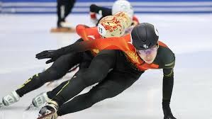 欧文突破制造罚球机会